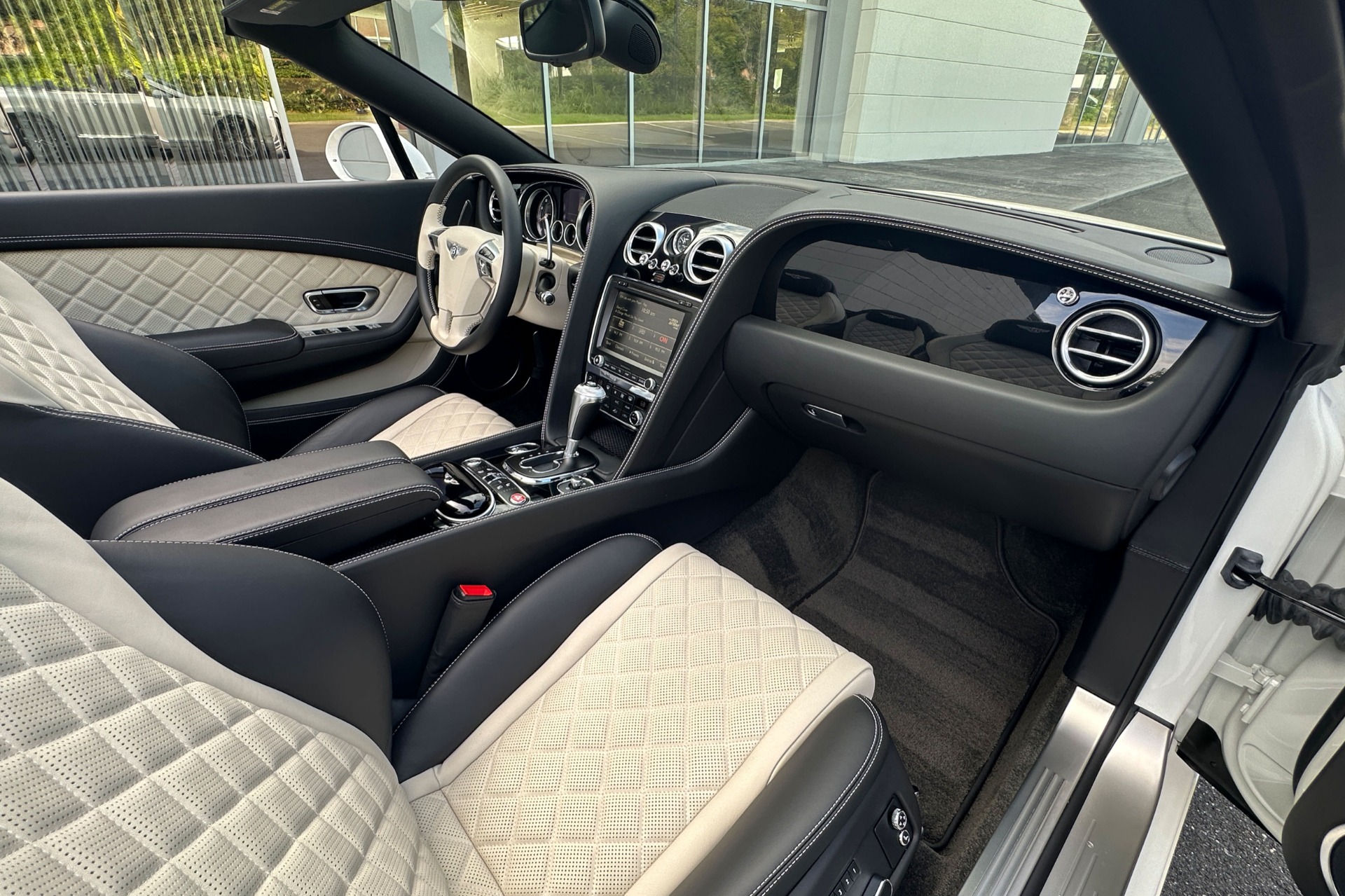 bentley continental gt 2017 SCBGT3ZAXHC060206 image bentley continental gt 2017 SCBGT3ZAXHC060206 image